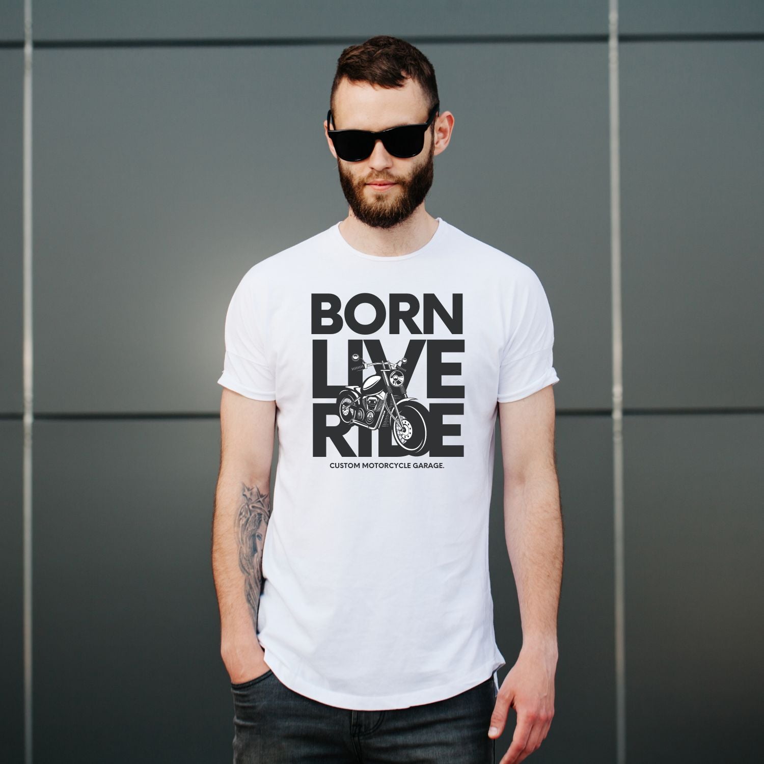 Tricou "born live ride" - Cadouri Personalizate